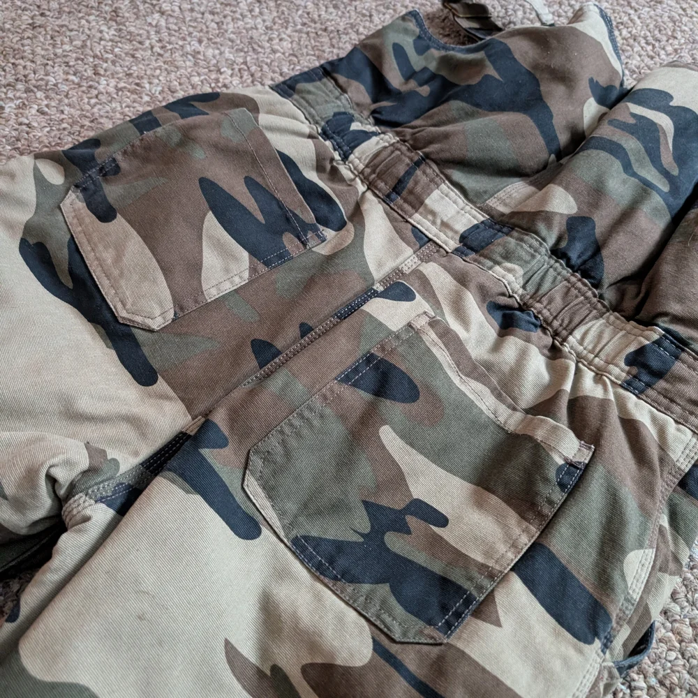 Boys Camouflage Cargo Pants - Picture 4 of 10